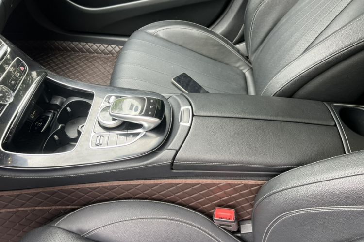 Used Mercedes-Benz E-Class 2017 E 300 L Luxury Model Interior 8