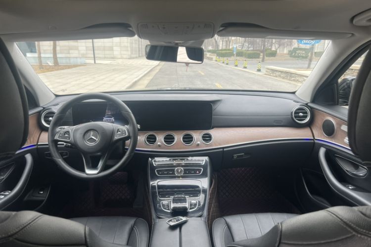 Used Mercedes-Benz E-Class 2017 E 300 L Luxury Model Interior 8