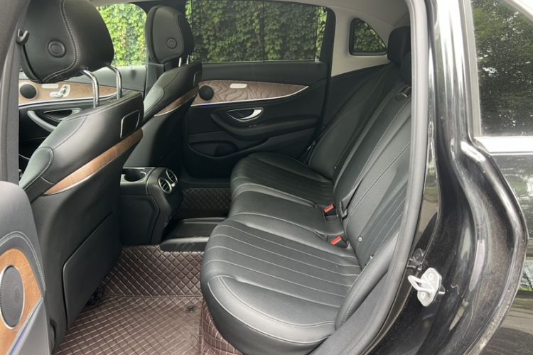 Used Mercedes-Benz E-Class 2017 E 300 L Luxury Model Interior 9
