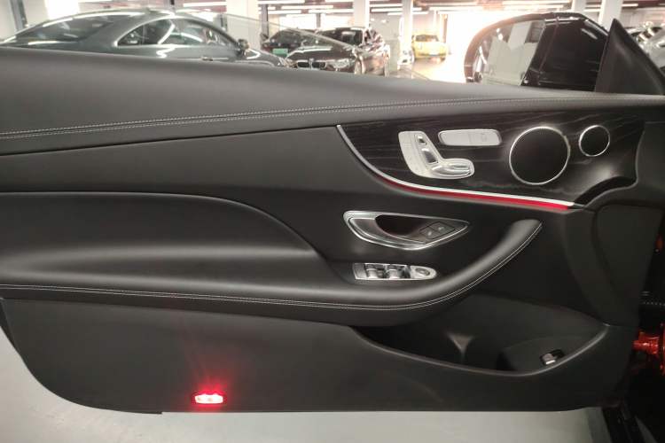 Used Mercedes-Benz E-Class 2017 E 200 Coupe Left Front Door Interior