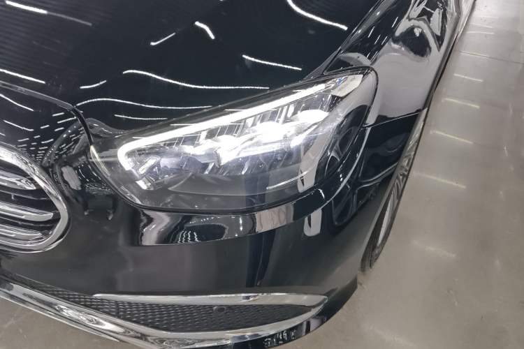Used Mercedes-Benz E-Class 2017 E 300 L Sport Luxury Edition Left Front Headlight