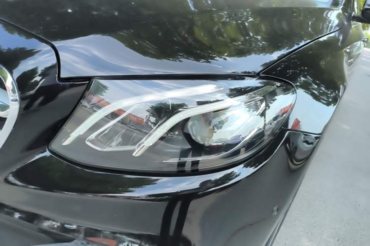 Used Mercedes-Benz E-Class 2017 E 200 L Sport 4MATIC Left Front Headlight