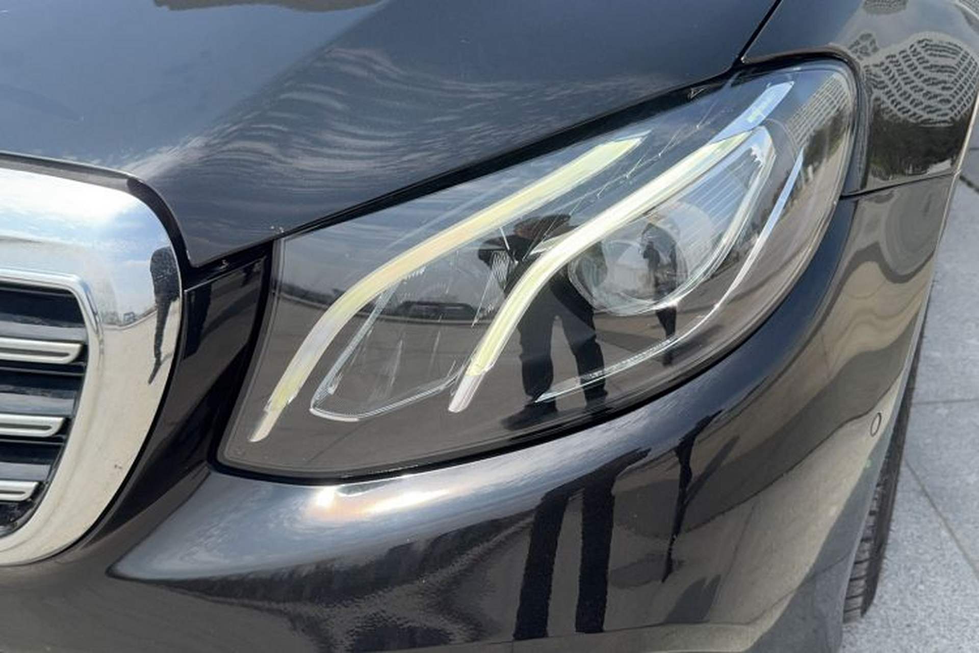 Used Mercedes-Benz E-Class 2017 E 200 L Sport 4MATIC Left Front Headlight