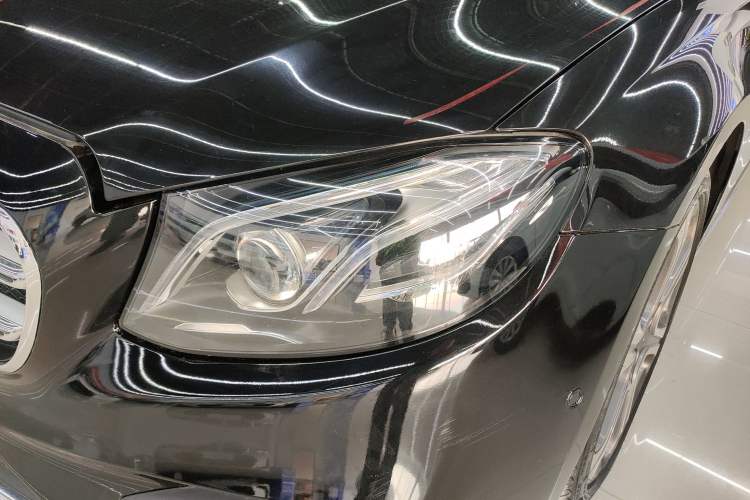 Used Mercedes-Benz E-Class 2017 E 320 L Sport 4MATIC Left Front Headlight