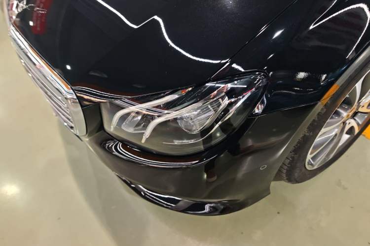 Used Mercedes-Benz E-Class 2017 E 300 L Luxury Model Left Front Headlight