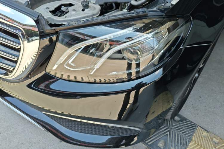 Used Mercedes-Benz E-Class 2017 E 300 L Luxury Model Left Front Headlight