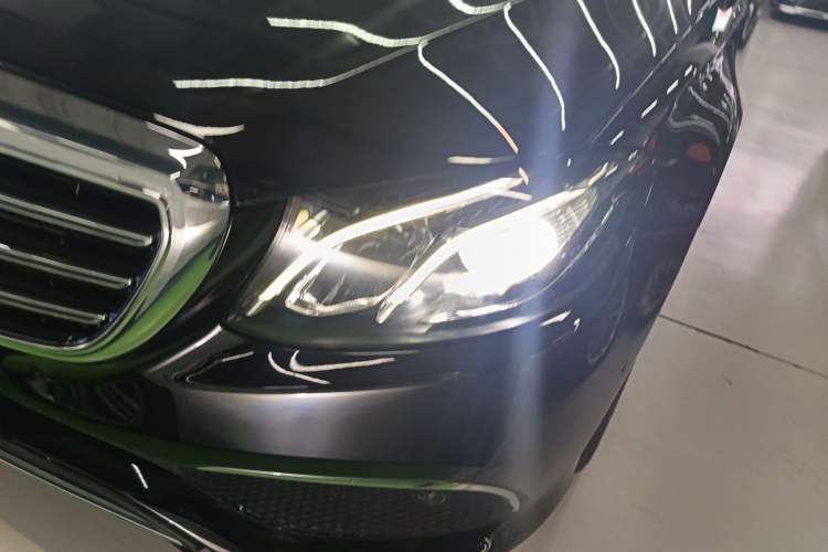 Used Mercedes-Benz E-Class 2017 E 300 L Luxury Model Left Front Headlight