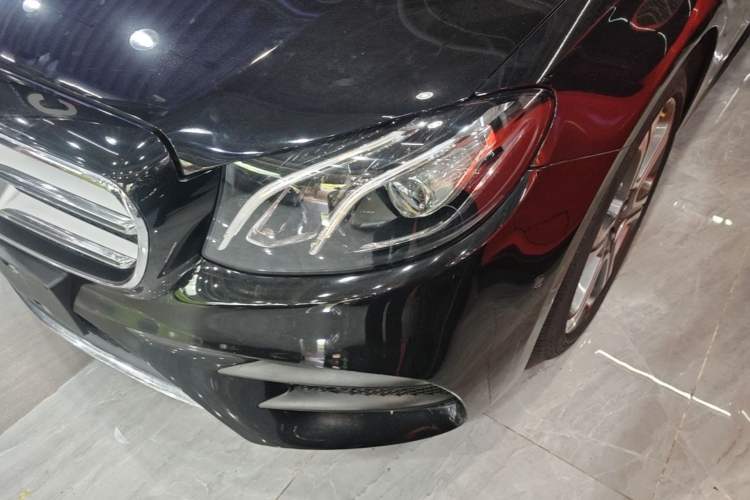 Used Mercedes-Benz E-Class 2017 E 300 L Sporty and Stylish Model Left Front Headlight