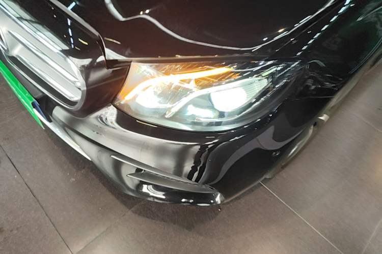 Used Mercedes-Benz E-Class 2017 E 200 L Sport 4MATIC Left Front Headlight
