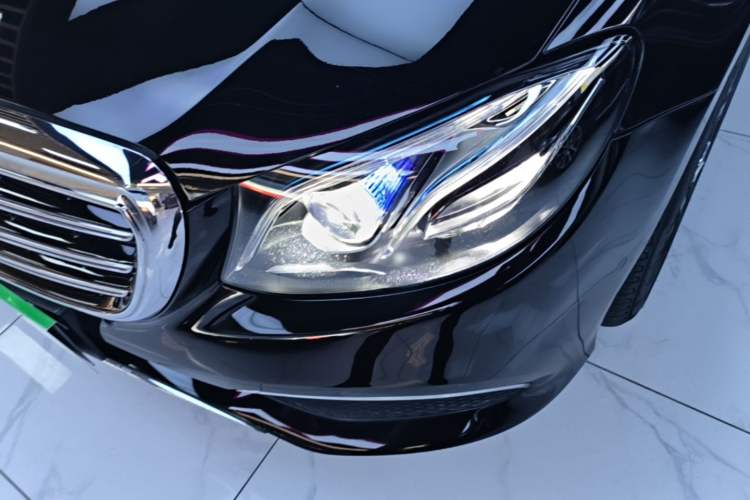 Used Mercedes-Benz E-Class 2017 E 320 L 4MATIC Left Front Headlight