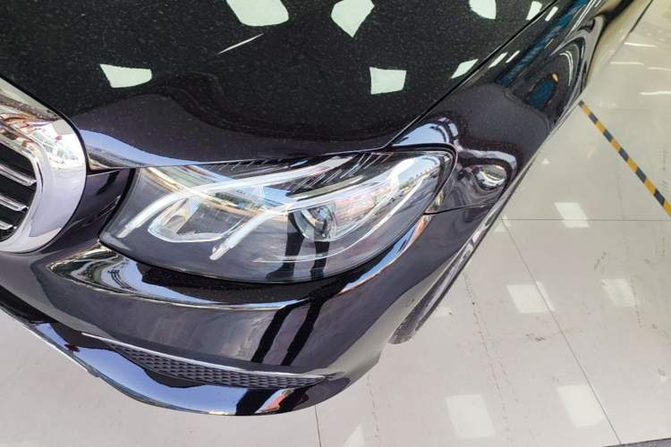 Used Mercedes-Benz E-Class 2017 E 300 L Sport Luxury Edition Left Front Headlight