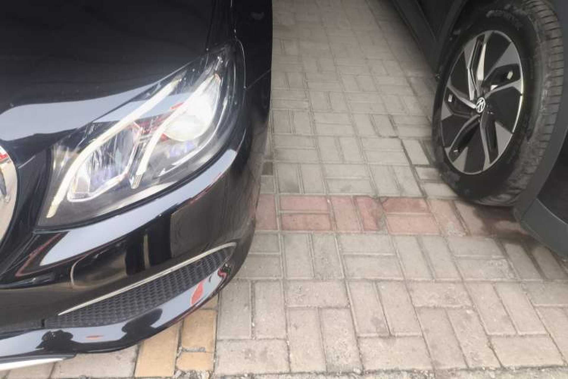 Used Mercedes-Benz E-Class 2017 E 300 L Luxury Model Left Front Headlight