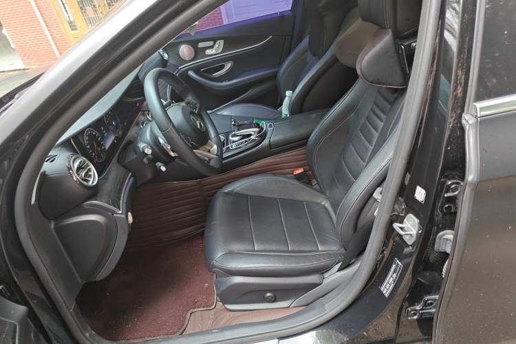 Used Mercedes-Benz E-Class 2017 E 300 L Sport Luxury Edition Left Front Seat