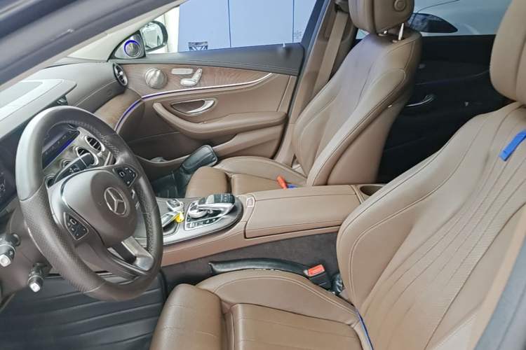 Used Mercedes-Benz E-Class 2017 E 200 L 4MATIC Left Front Seat