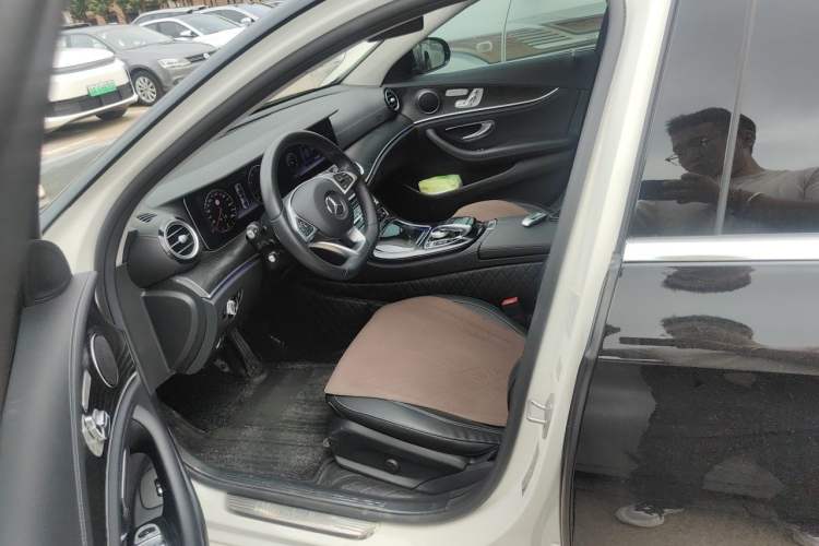 Used Mercedes-Benz E-Class 2017 E 300 L Sport Luxury Edition Left Front Seat