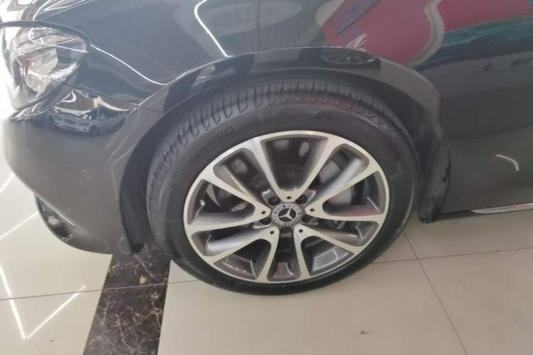 Used Mercedes-Benz E-Class 2017 E 300 L Luxury Model Left Front Wheel Hub