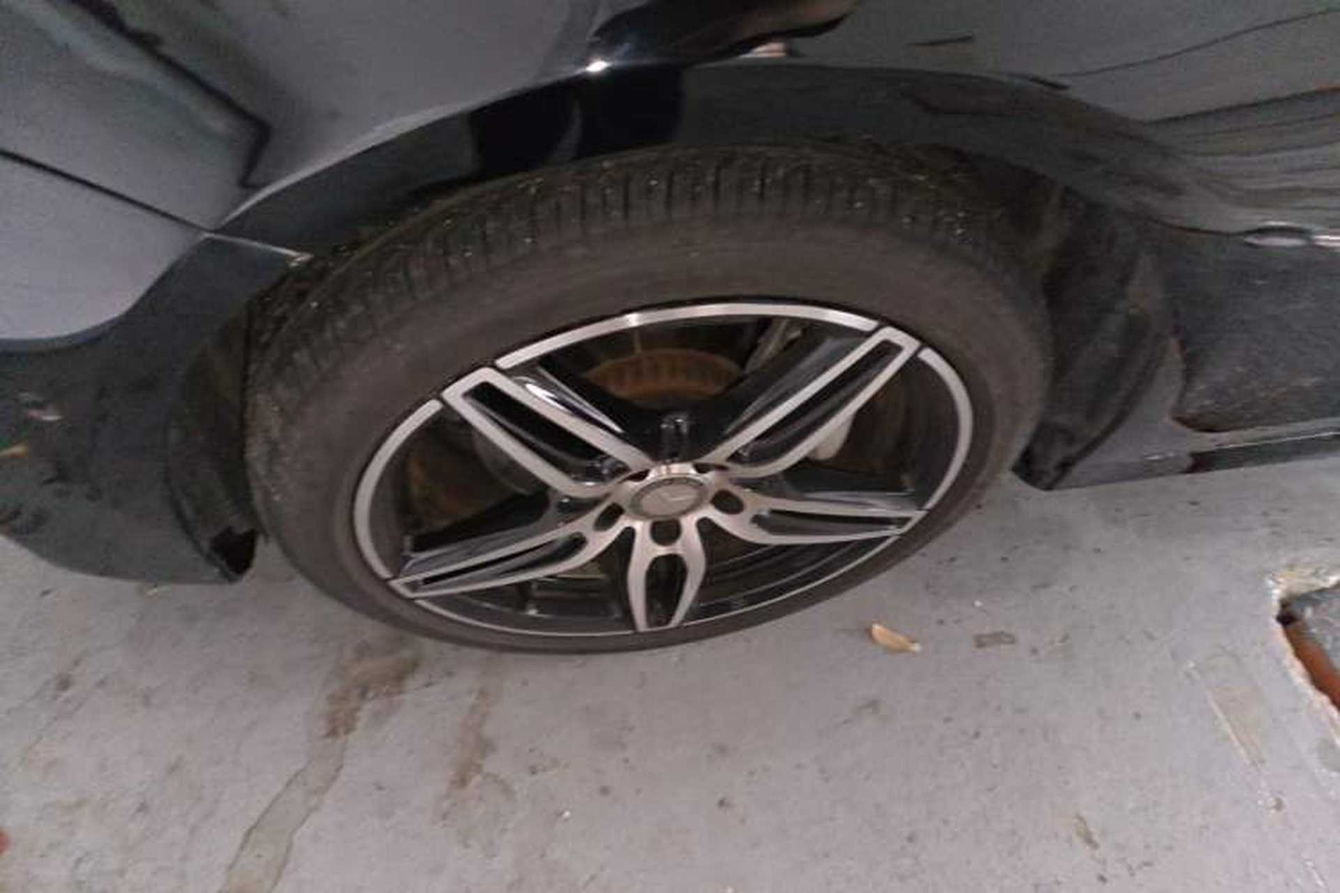 Used Mercedes-Benz E-Class 2017 E 200 Sport 4MATIC Left Front Wheel Hub
