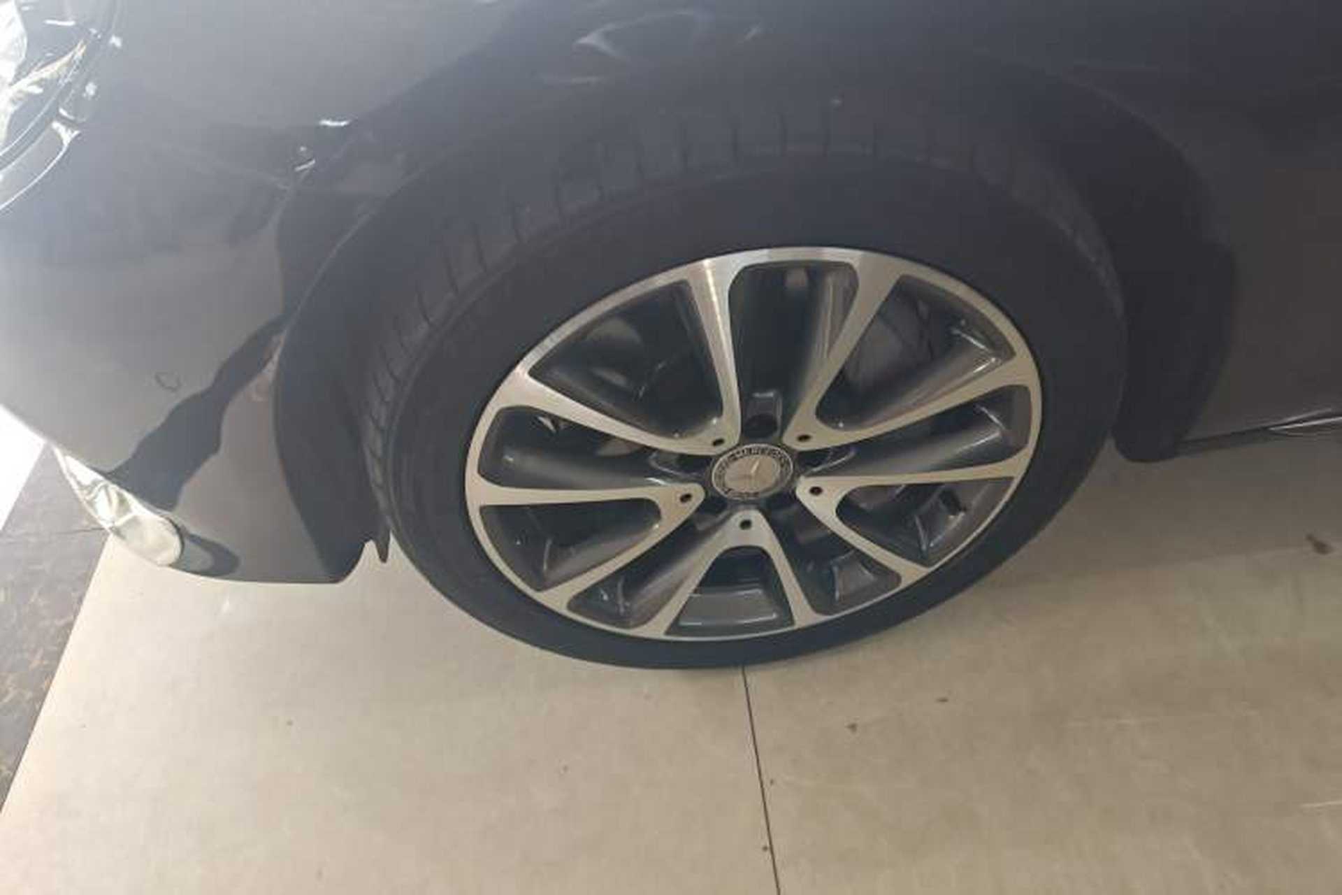 Used Mercedes-Benz E-Class 2017 E 300 L Luxury Model Left Front Wheel Hub