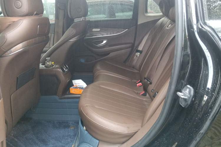 Used Mercedes-Benz E-Class 2017 E 200 L 4MATIC Left Rear Seat