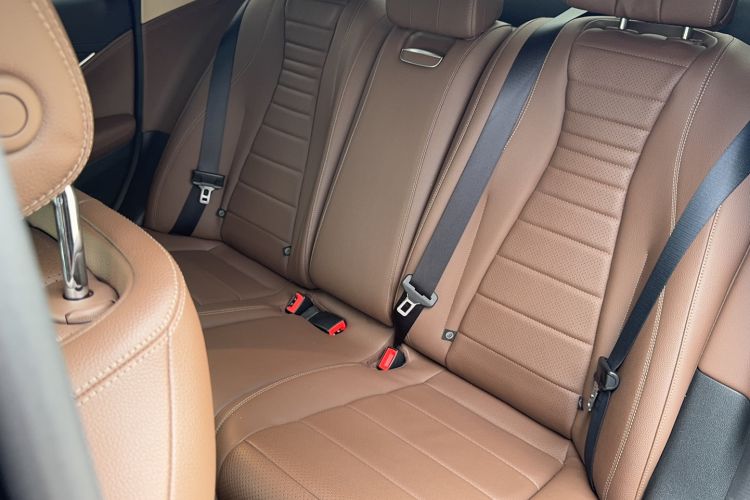Used Mercedes-Benz E-Class 2017 E 200 L Sport 4MATIC Left Rear Seat
