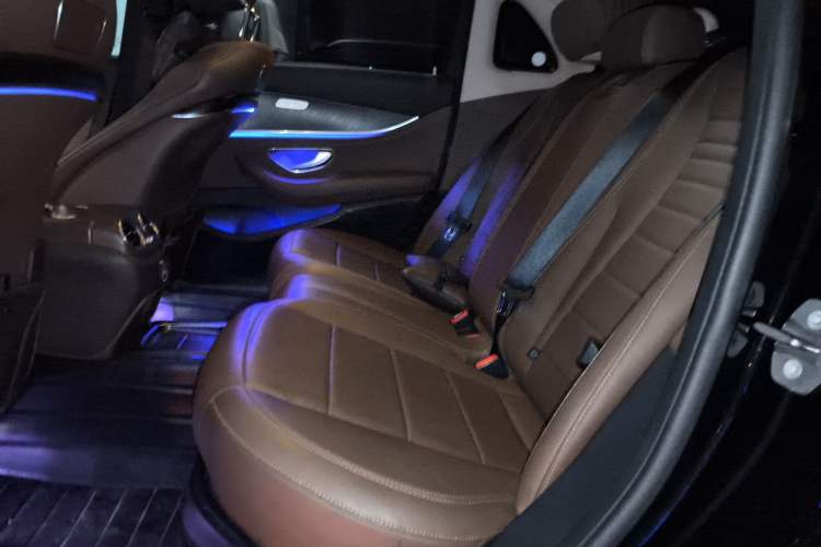 Used Mercedes-Benz E-Class 2017 E 300 L Sport Luxury Edition Left Rear Seat