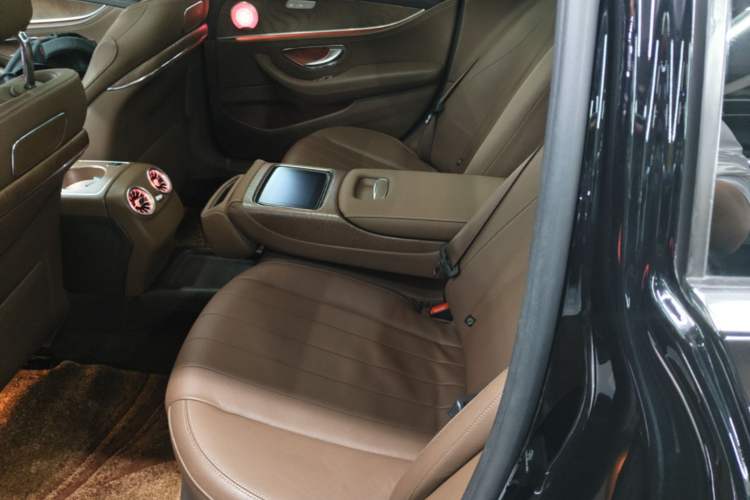 Used Mercedes-Benz E-Class 2017 E 320 L 4MATIC Left Rear Seat