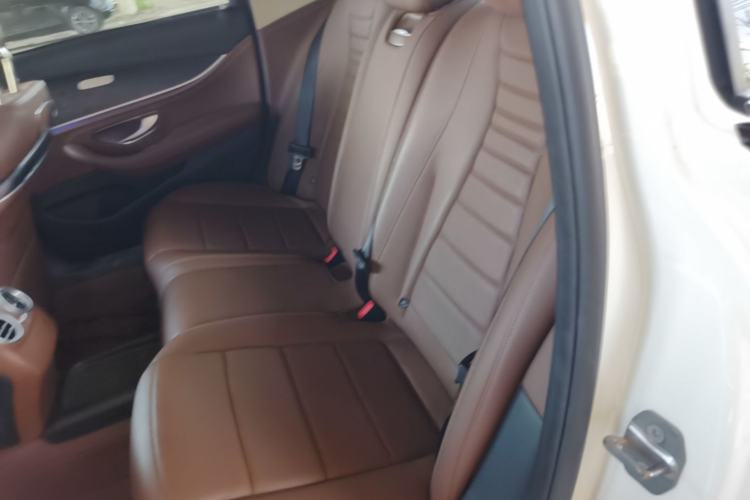 Used Mercedes-Benz E-Class 2017 E 300 L Sport Luxury Edition Left Rear Seat