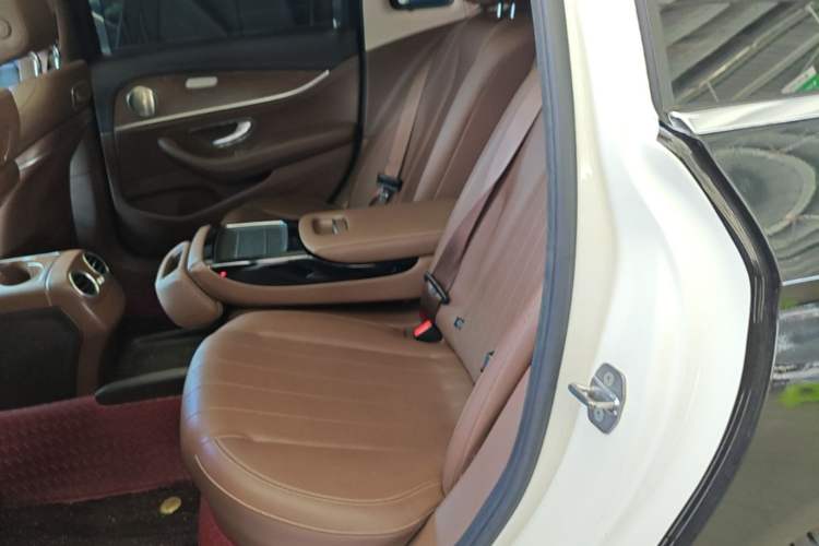 Used Mercedes-Benz E-Class 2017 E 300 L Luxury Model Left Rear Seat