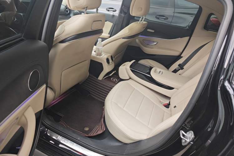 Used Mercedes-Benz E-Class 2017 E 300 L Sport Luxury Edition Left Rear Seat