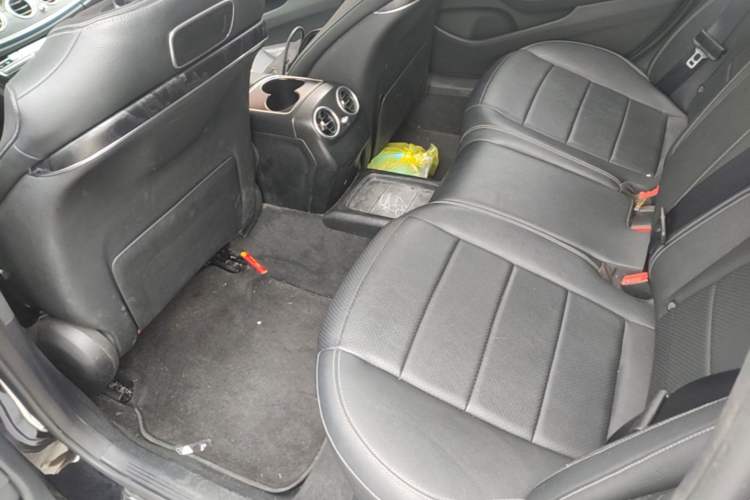 Used Mercedes-Benz E-Class 2017 E 300 L Sport Luxury Edition Left Rear Seat