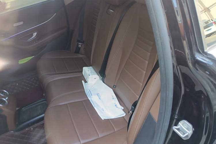 Used Mercedes-Benz E-Class 2017 E 300 L Sport Luxury Edition Left Rear Seat