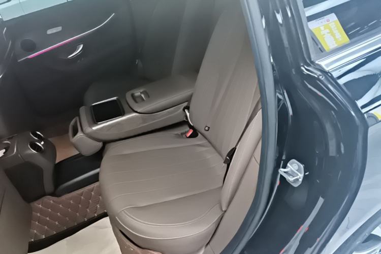 Used Mercedes-Benz E-Class 2017 E 320 L 4MATIC Left Rear Seat