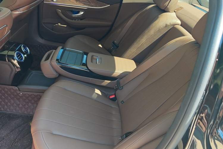 Used Mercedes-Benz E-Class 2017 E 300 L Luxury Model Left Rear Seat