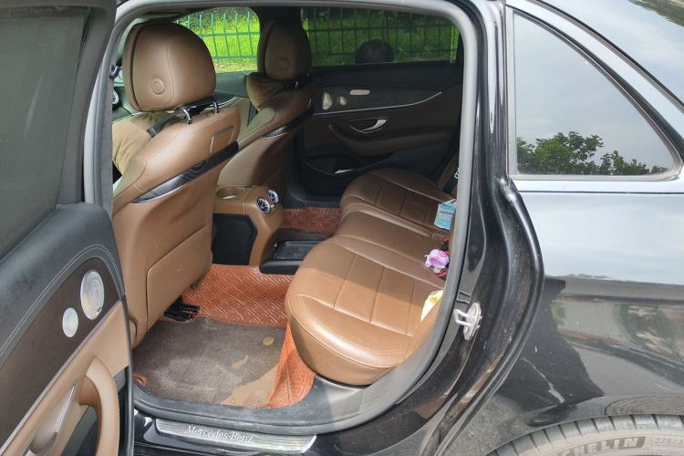 Used Mercedes-Benz E-Class 2017 E 320 L Sport 4MATIC Left Rear Seat