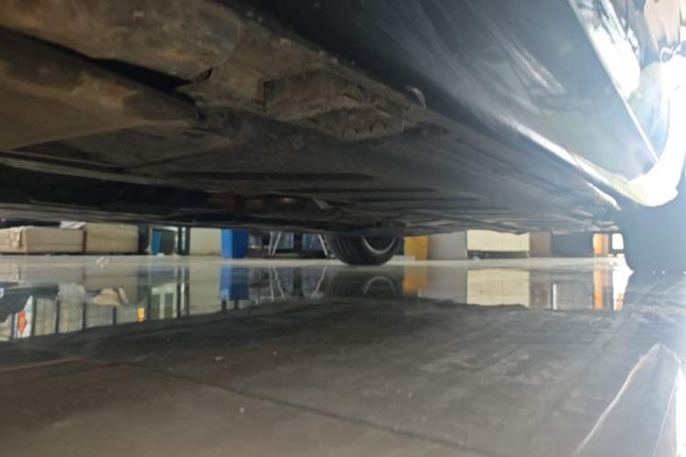 Used Mercedes-Benz E-Class 2017 E 200 L 4MATIC Left Side Sill