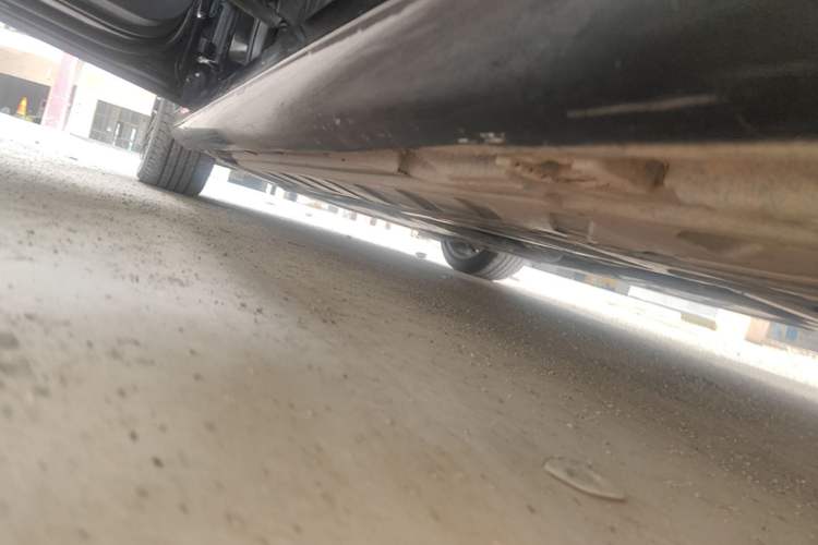 Used Mercedes-Benz E-Class 2017 Restyled E 300 Sport Edition Left Side Sill