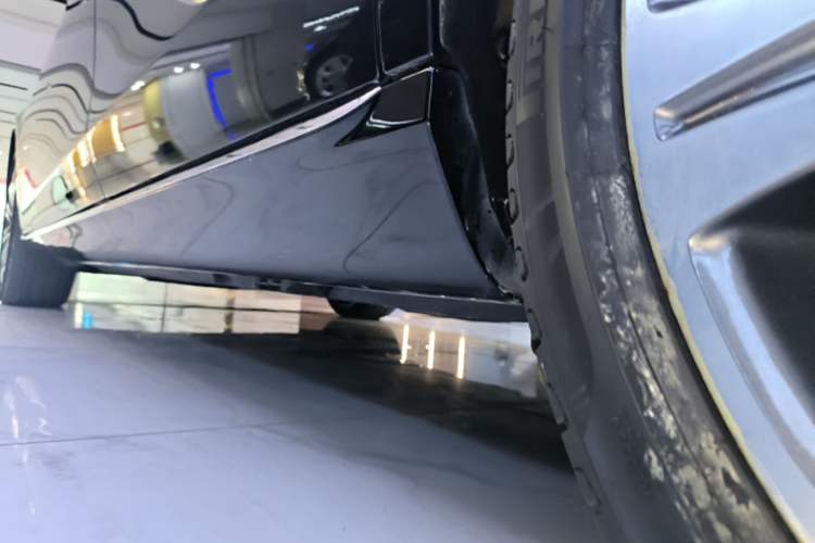 Used Mercedes-Benz E-Class 2017 E 320 L 4MATIC Left Side Sill