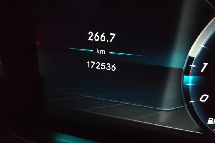Used Mercedes-Benz E-Class 2017 E 200 L 4MATIC Odometer Close Up