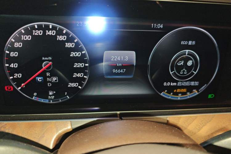 Used Mercedes-Benz E-Class 2017 E 300 L Luxury Model Odometer Close Up