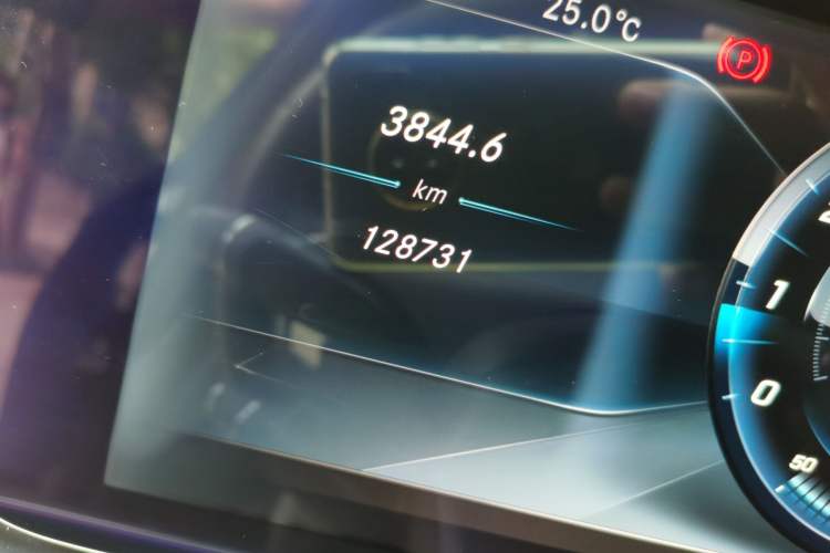 Used Mercedes-Benz E-Class 2017 E 300 L Luxury Model Odometer Close Up