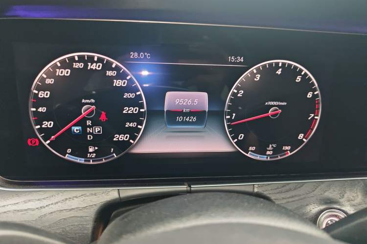 Used Mercedes-Benz E-Class 2017 E 300 L Sport Luxury Edition Odometer Close Up