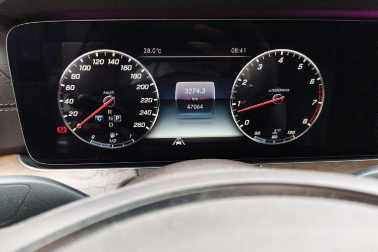 Used Mercedes-Benz E-Class 2017 E 320 L 4MATIC Odometer Close Up