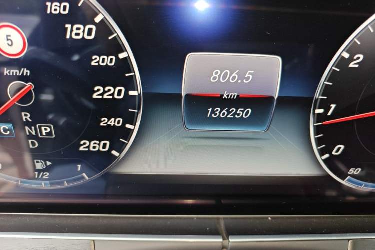 Used Mercedes-Benz E-Class 2017 E 300 L Sport Luxury Edition Odometer Close Up