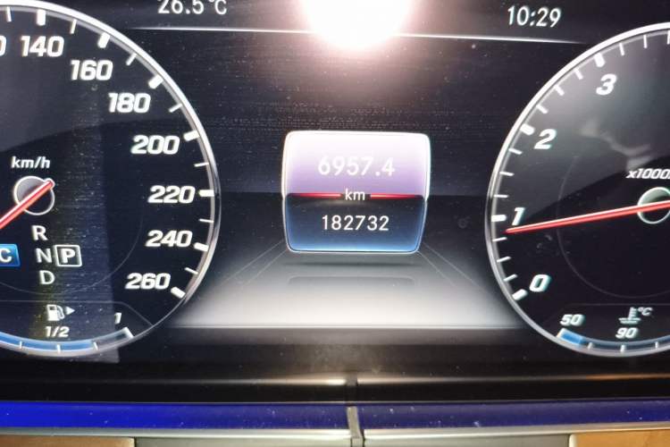 Used Mercedes-Benz E-Class 2017 E 300 L Luxury Model Odometer Close Up