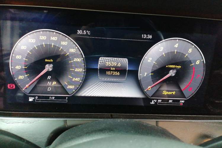 Used Mercedes-Benz E-Class 2017 E 300 L Sport Luxury Edition Odometer Close Up