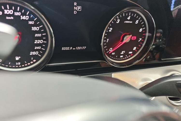 Used Mercedes-Benz E-Class 2017 E 200 Sport Odometer Close Up
