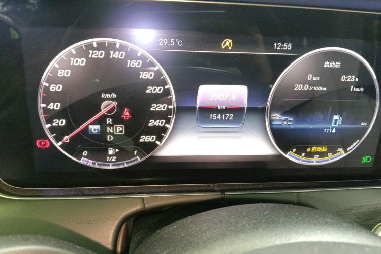Used Mercedes-Benz E-Class 2017 E 300 L Sport Luxury Edition Odometer Close Up