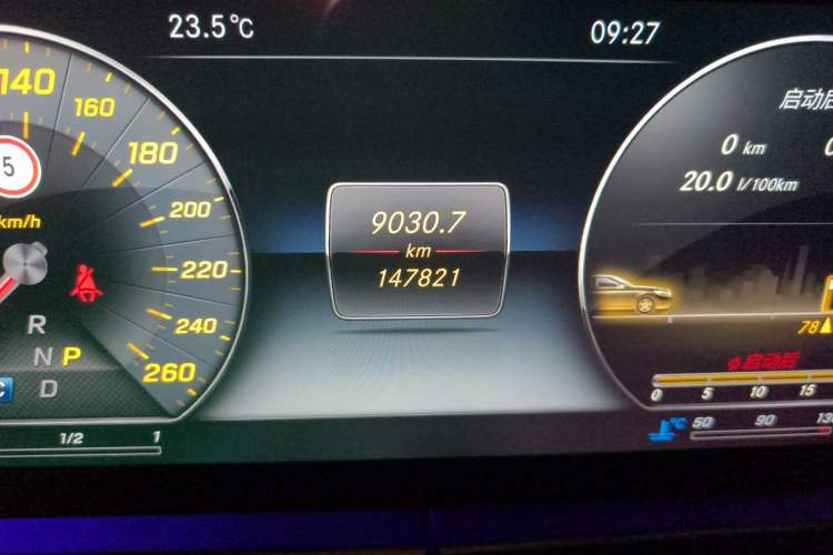 Used Mercedes-Benz E-Class 2017 E 300 L Sport Luxury Edition Odometer Close Up