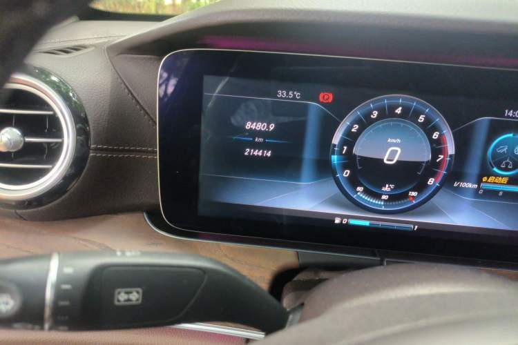 Used Mercedes-Benz E-Class 2017 E 300 L Luxury Model Odometer Close Up
