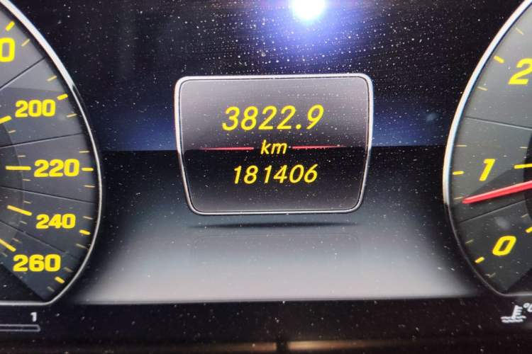 Used Mercedes-Benz E-Class 2017 E 300 L Luxury Model Odometer Close Up